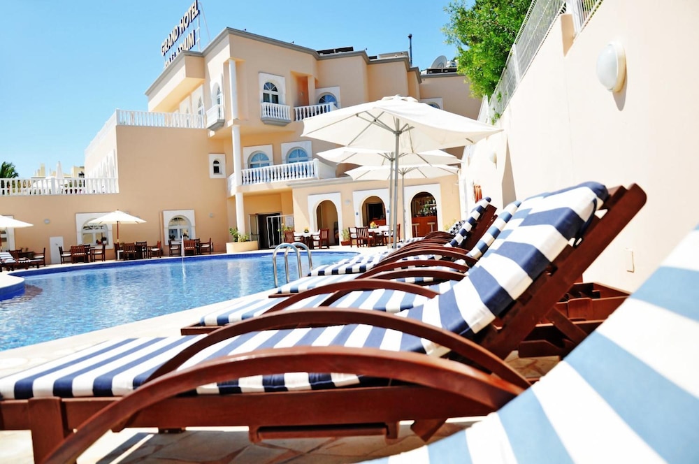 GRAND HOTEL PALLADIUM 2/67