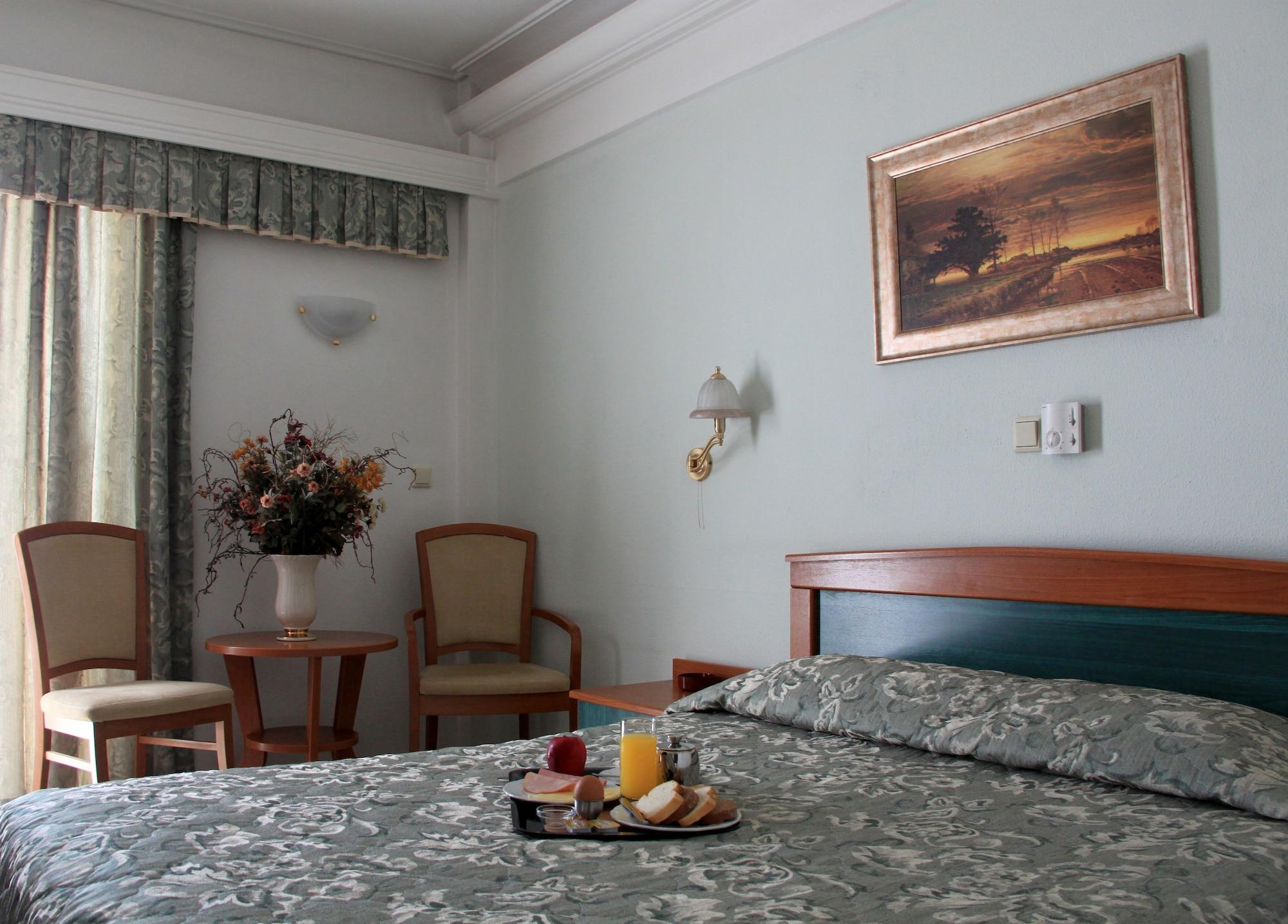 Platon Hotel 39/51