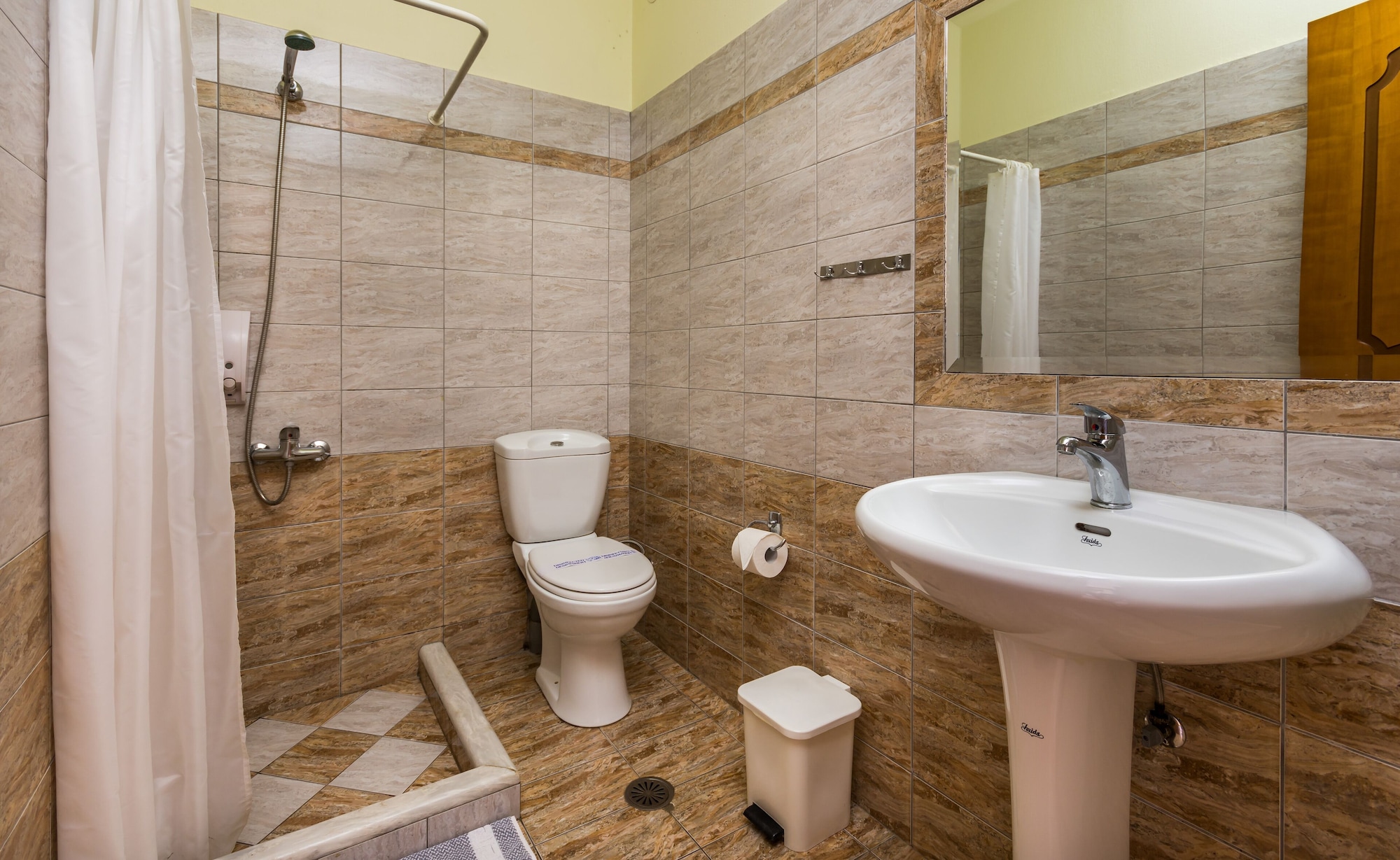 شقة بأربعة أسرّة بإطلالة على الحديقة بغرفة نوم واحدة، Asterias Village Resort 5/6