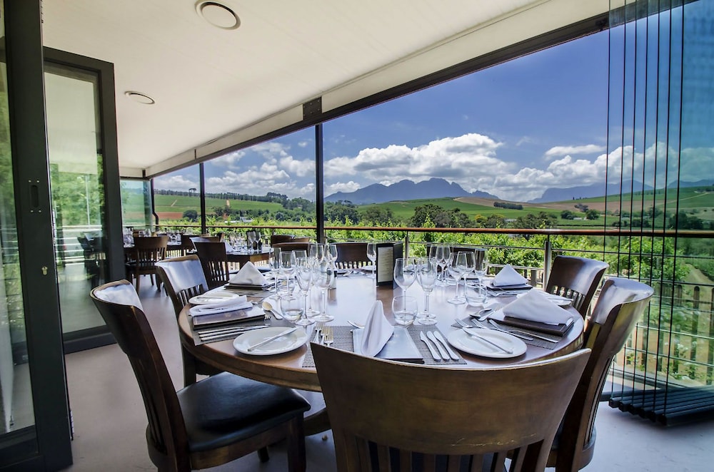 Clos Malverne Wine Estate Accommodation 29/46