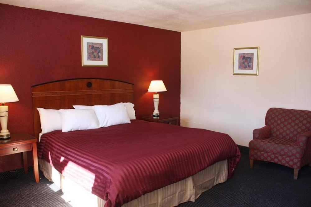 Budget Inn 32/66