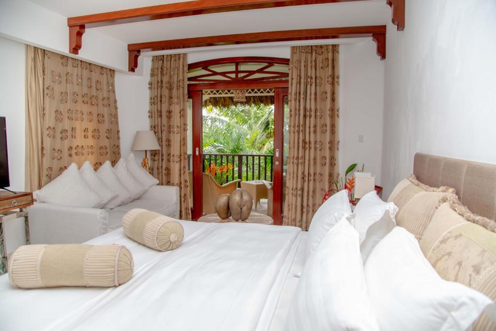 Suite, Beach Front, Balcony, Terrace