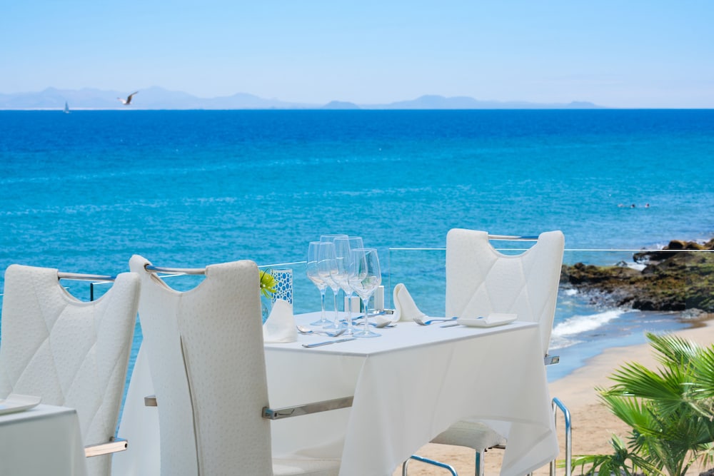 Lanis Suites De Luxe - Adults Only 92/108