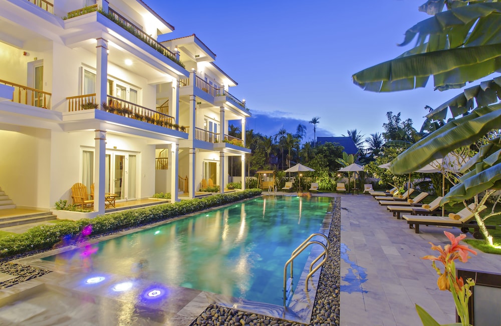 Hoi An Palmy Villa photo1