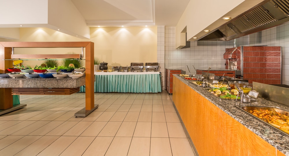Ozlem Garden Hotel 7/62