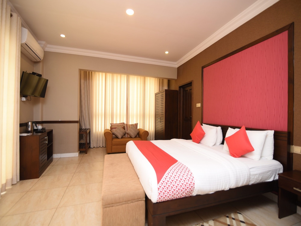 DELUXE, DOUBLE BED