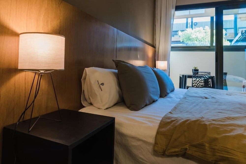 Plaza Paradiso Petit Hotel 26/62