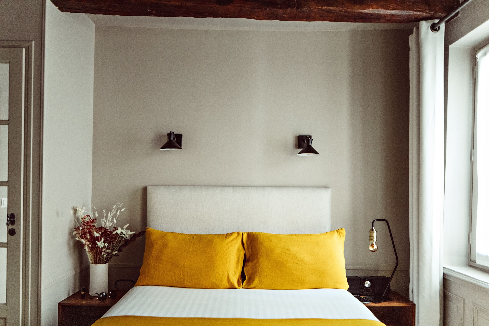 SUPERIOR, DOUBLE BED