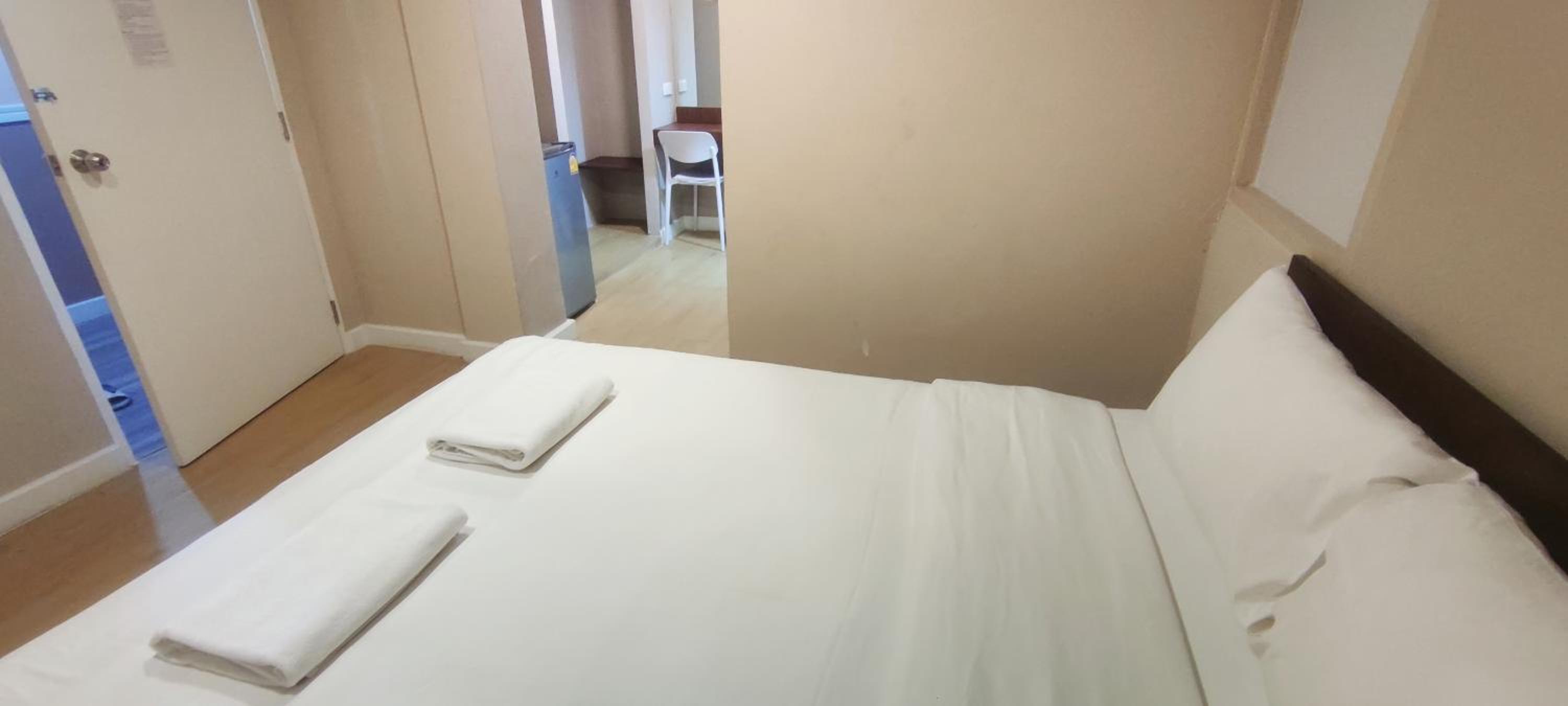 The Sea Bangsaen Hotel 32/48