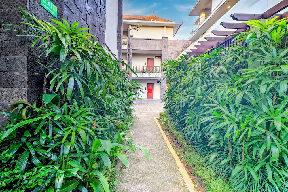 Townhouse OAK Signature Bali 48/50