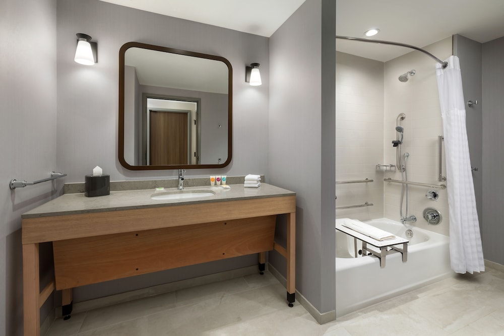 Hyatt Place National Harbor 10/61