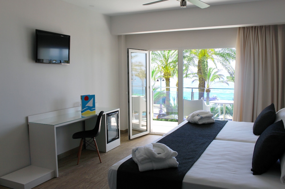 Playadulce Hotel 40/58