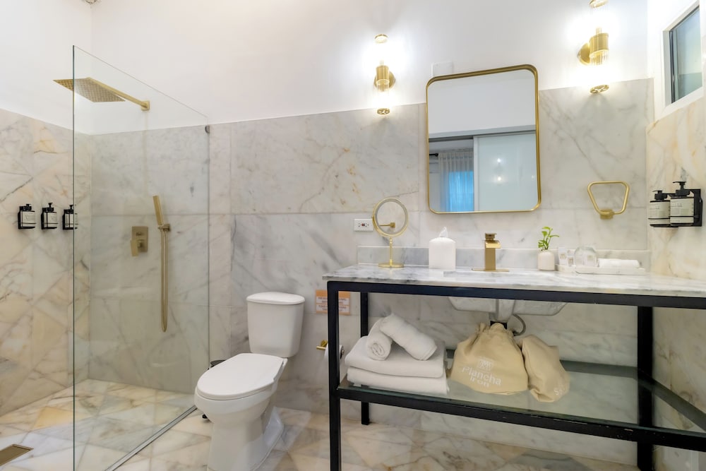 Hotel El Marques 62/62
