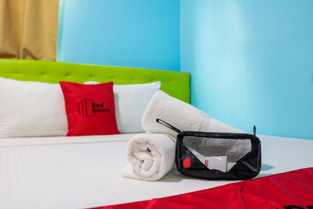 Reddoorz Plus Near Uv Mandaue Cebu 16/25
