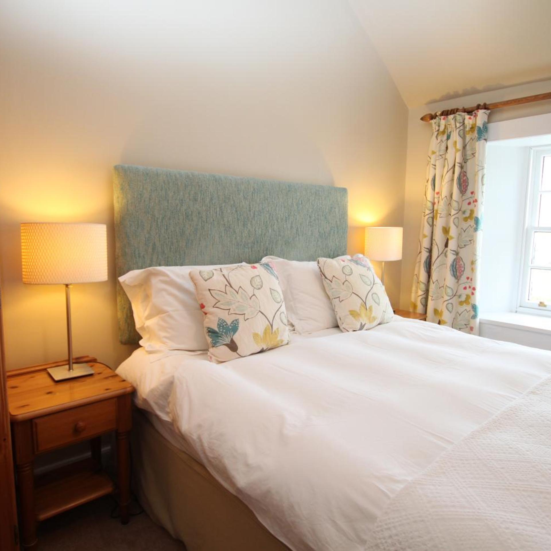 Colonsay Hotel 8/50