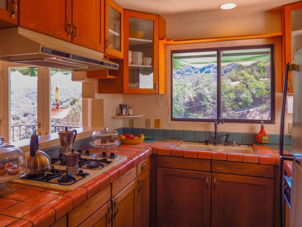 Topanga Canyon Inn Bed and Breakfast 6/49