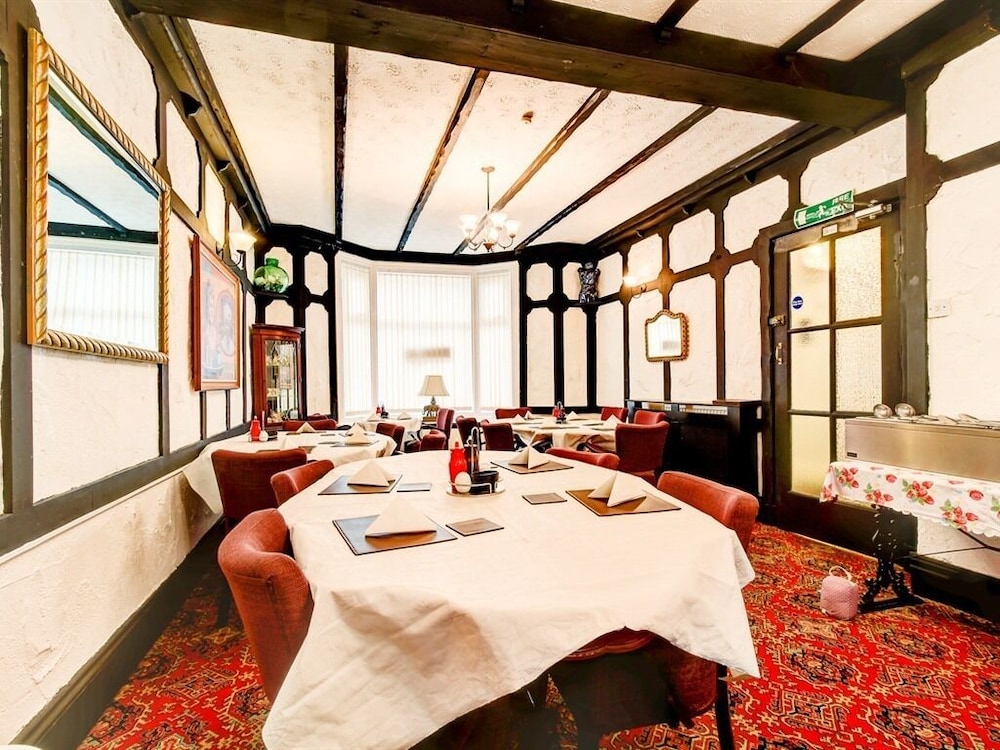 Thistle Dhu Guest House 40/50