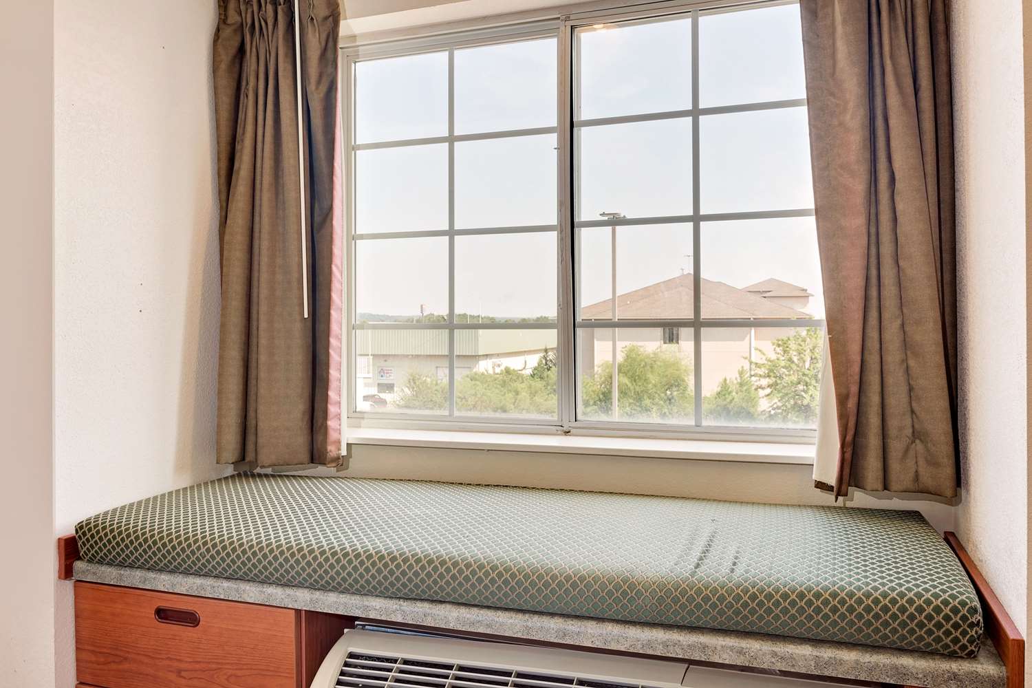 Microtel Inn And Suites Augusta 9/26