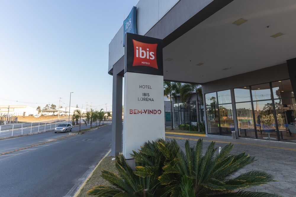 Ibis Lorena 58/61