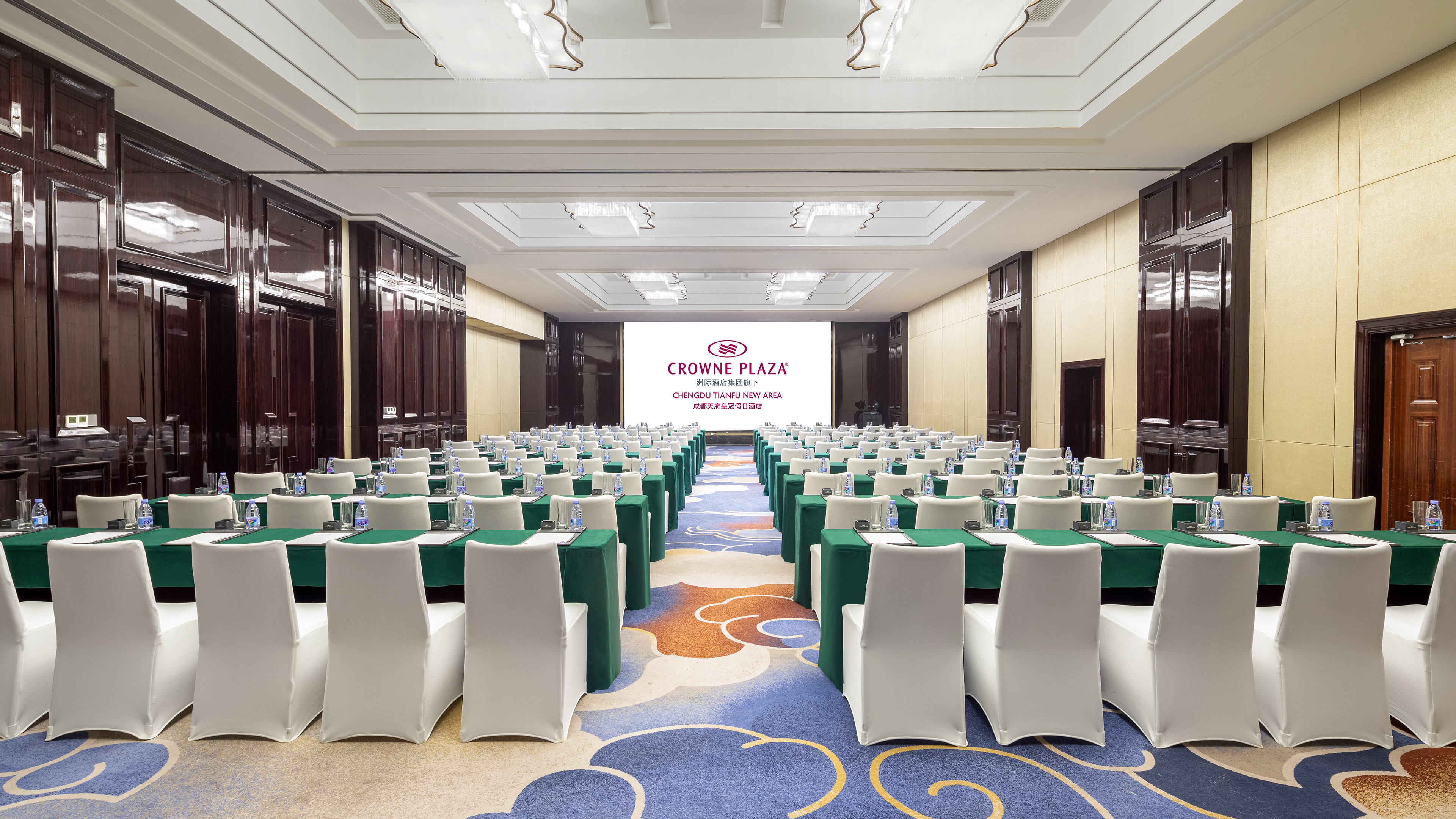 Crowne Plaza Chengdu Tianfu New Area by IHG 42/50