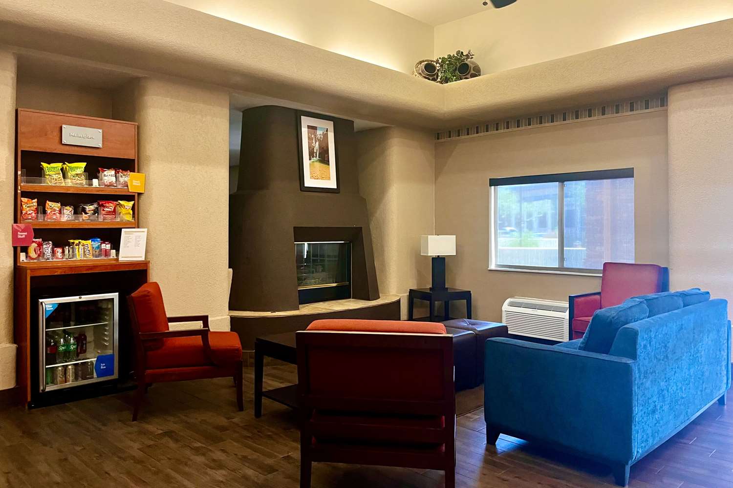 Comfort Suites Peoria Sports Complex 26/43