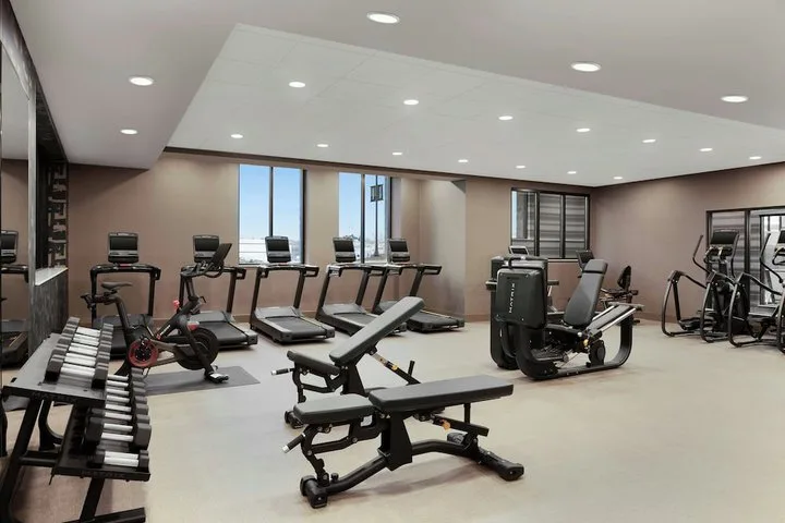 Residence Inn by Marriott Milwaukee Brookfield at Poplar Creek 15/37