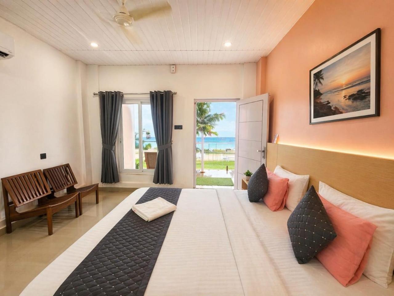 Deluxe, King Bed, Beach House Varkala by Palmyra 2/2