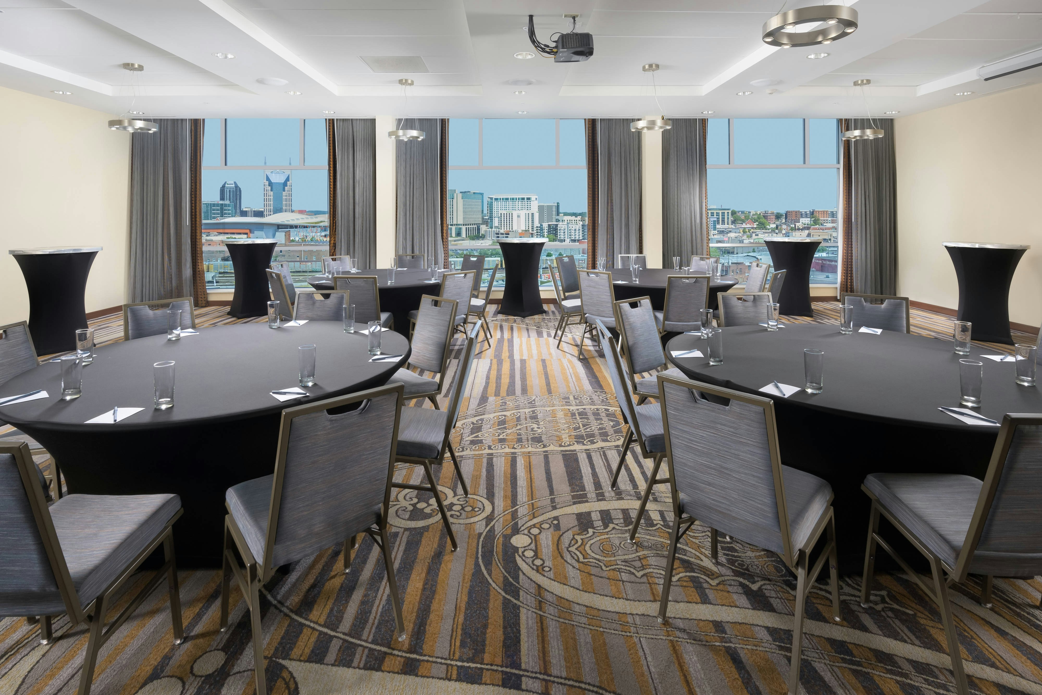 Fairfield Inn & Suites Nashville Downtown - The Gulch 29/31