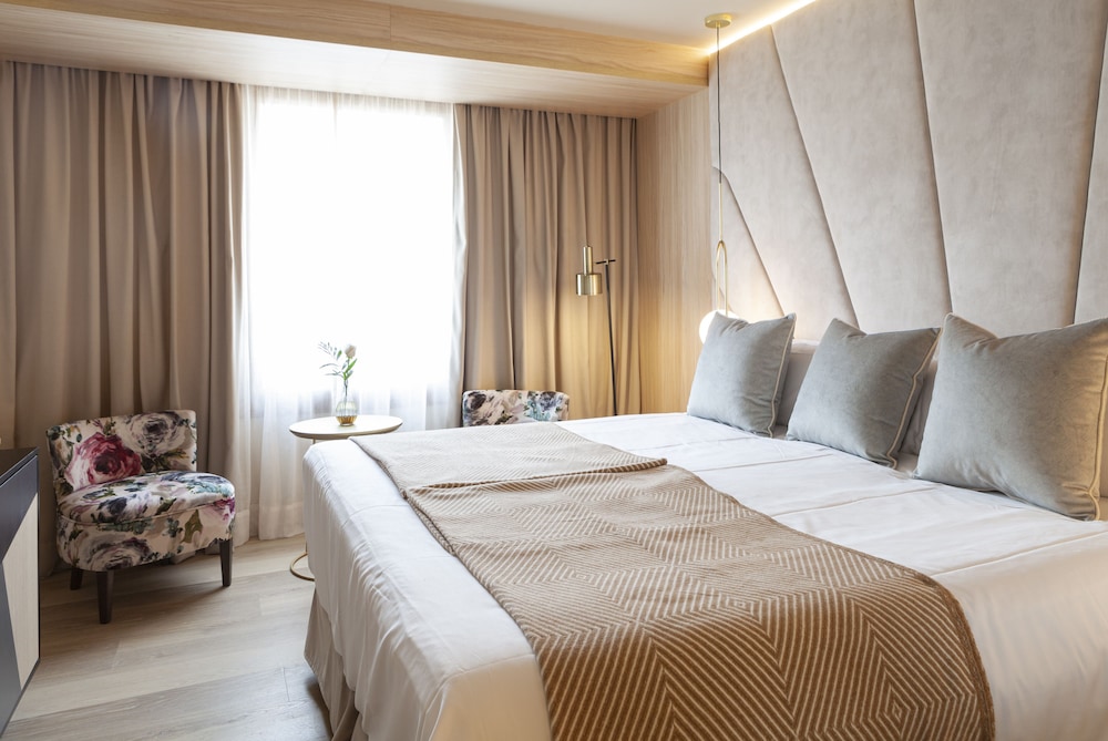 Nivia Born Boutique Hotel 10/36