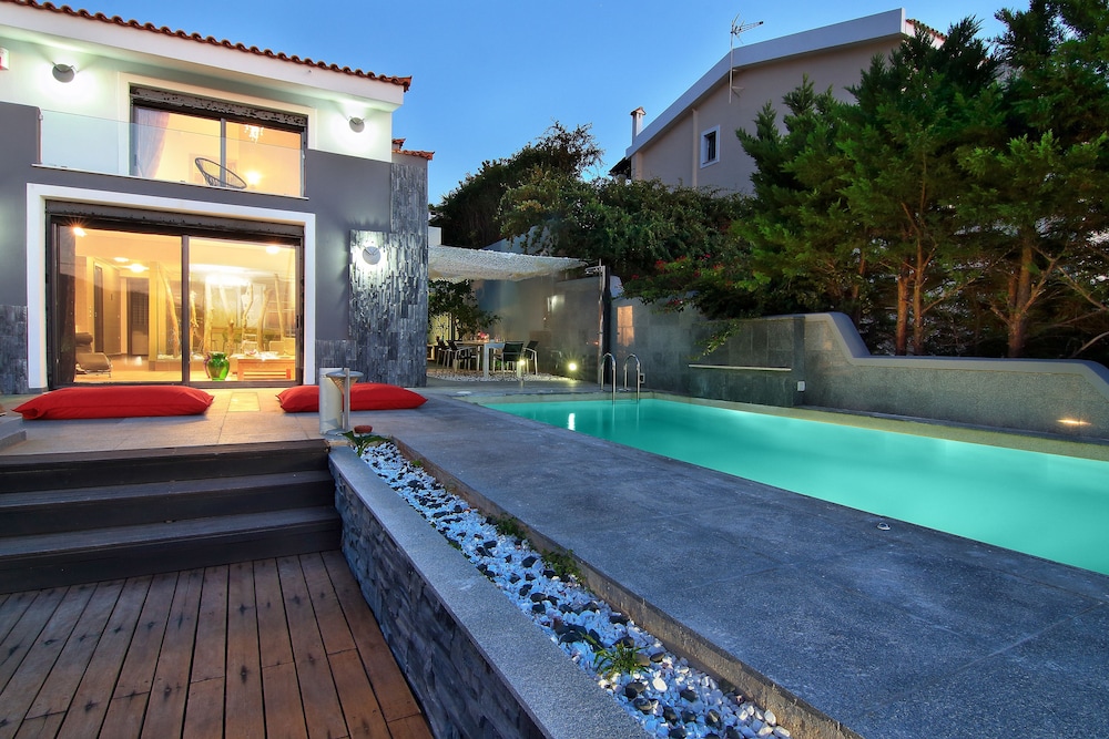 Villa Adam 39/50