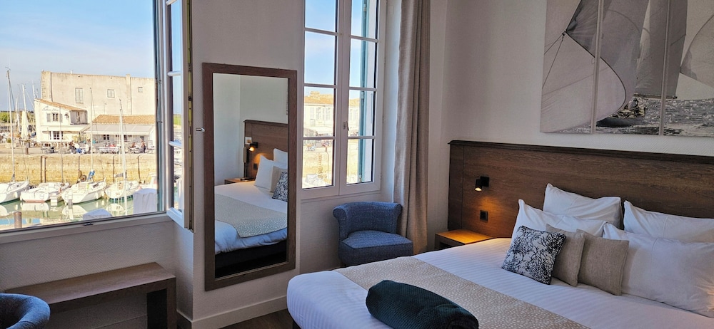Hotel Du Port 13/50