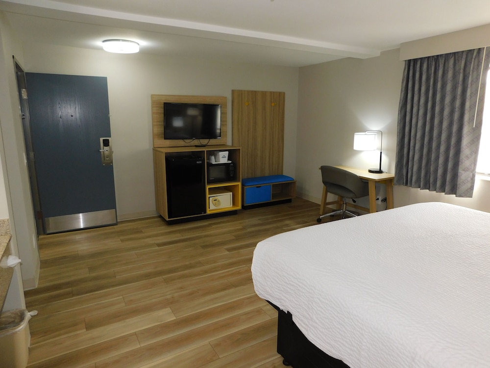 غرفة بسرير كينج، Days Inn by Wyndham Effingham 7/10