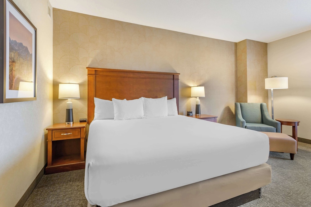 Drury Inn & Suites Phoenix Tempe 17/50