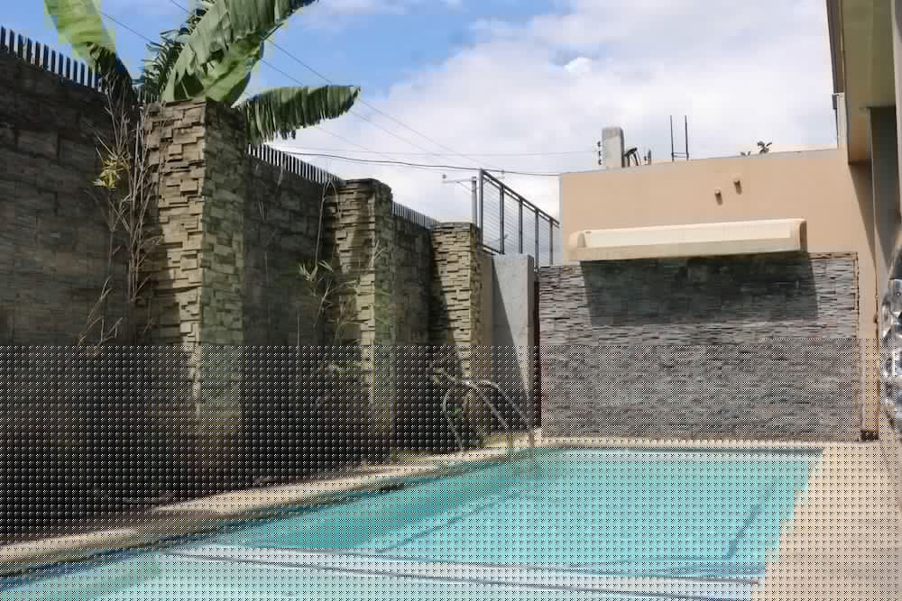 RedDoorz at Grand Apartelle Hernan Cortes Cebu 31/38