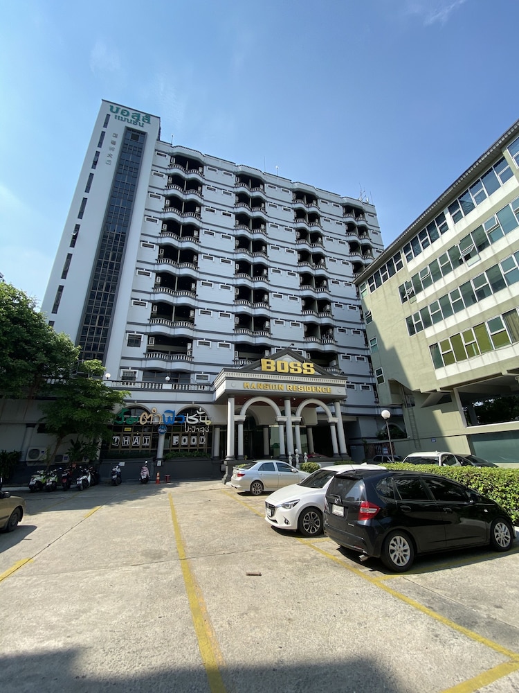 Boss Mansion Residence 43/49