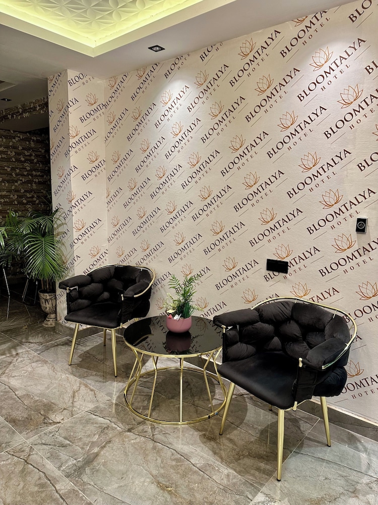 Bloomtalya Hotel 44/64