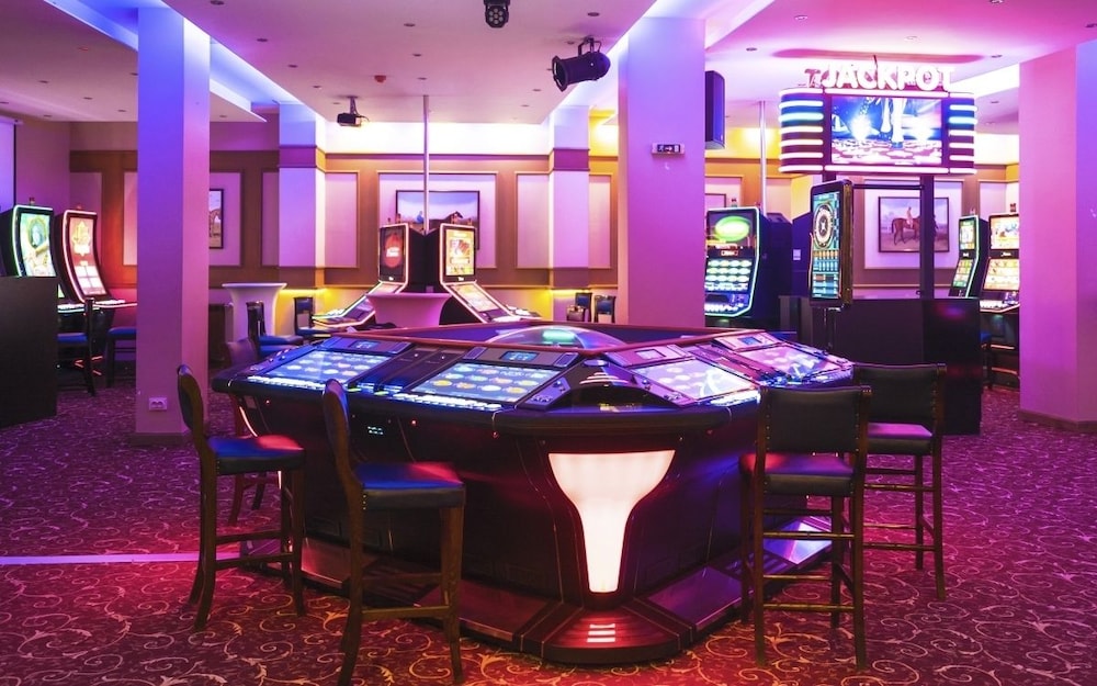 ORPHEUS SPA HOTEL 27/41