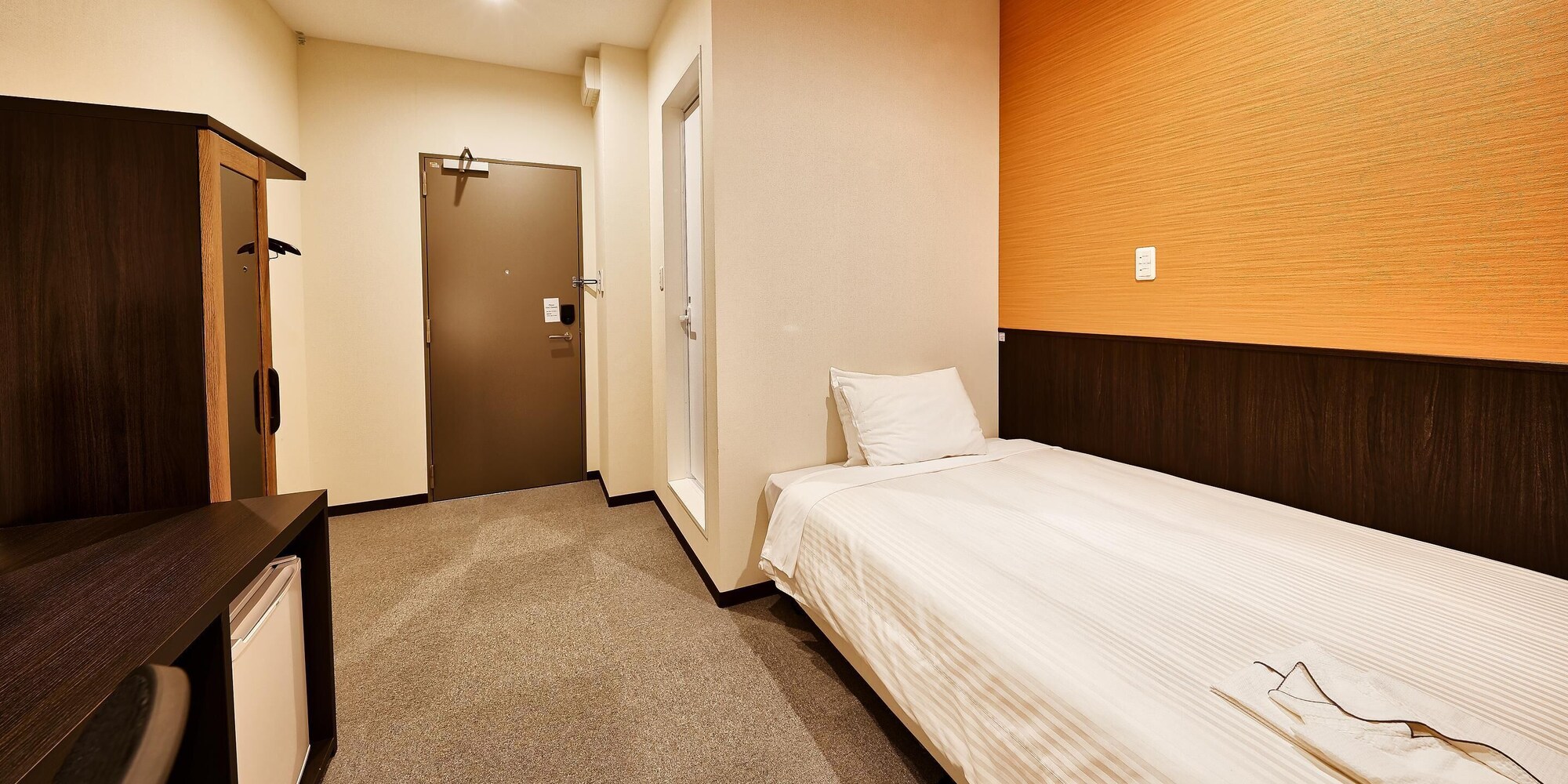 ECONOMY, DOUBLE BED