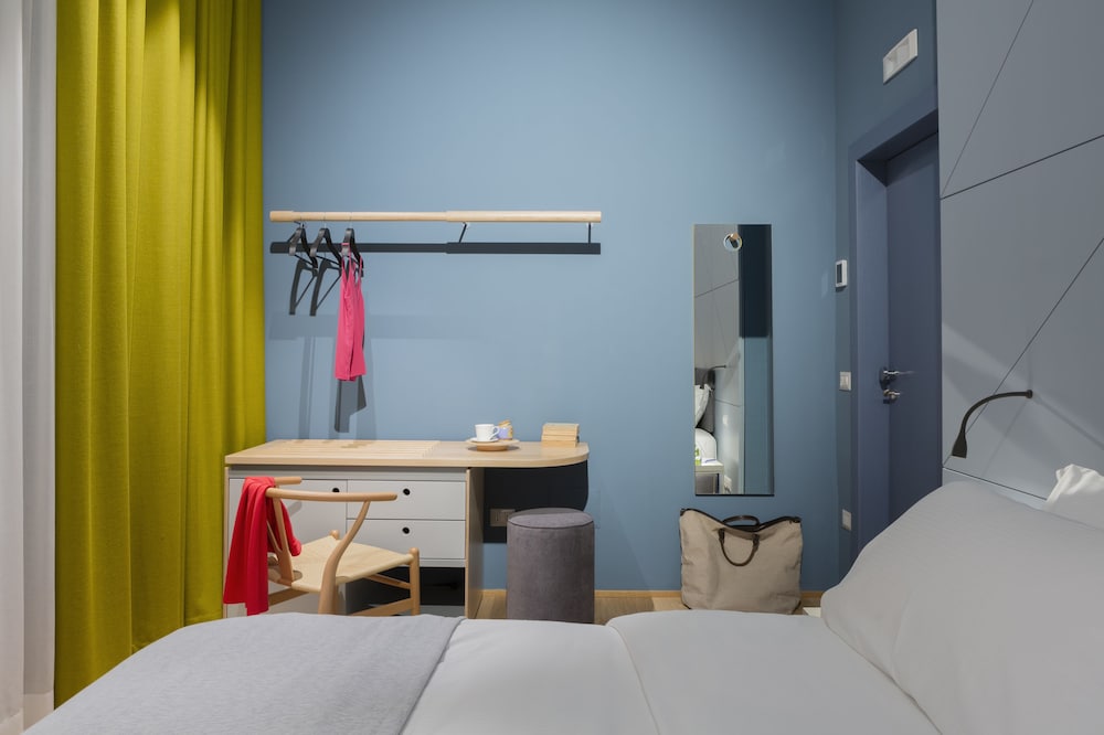 STANDARD, DOUBLE BED, COURTYARD VIEW
