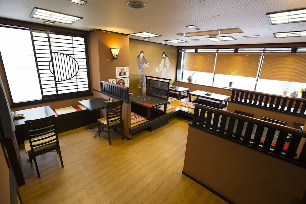 City Hotel Airport In Prince 47/63