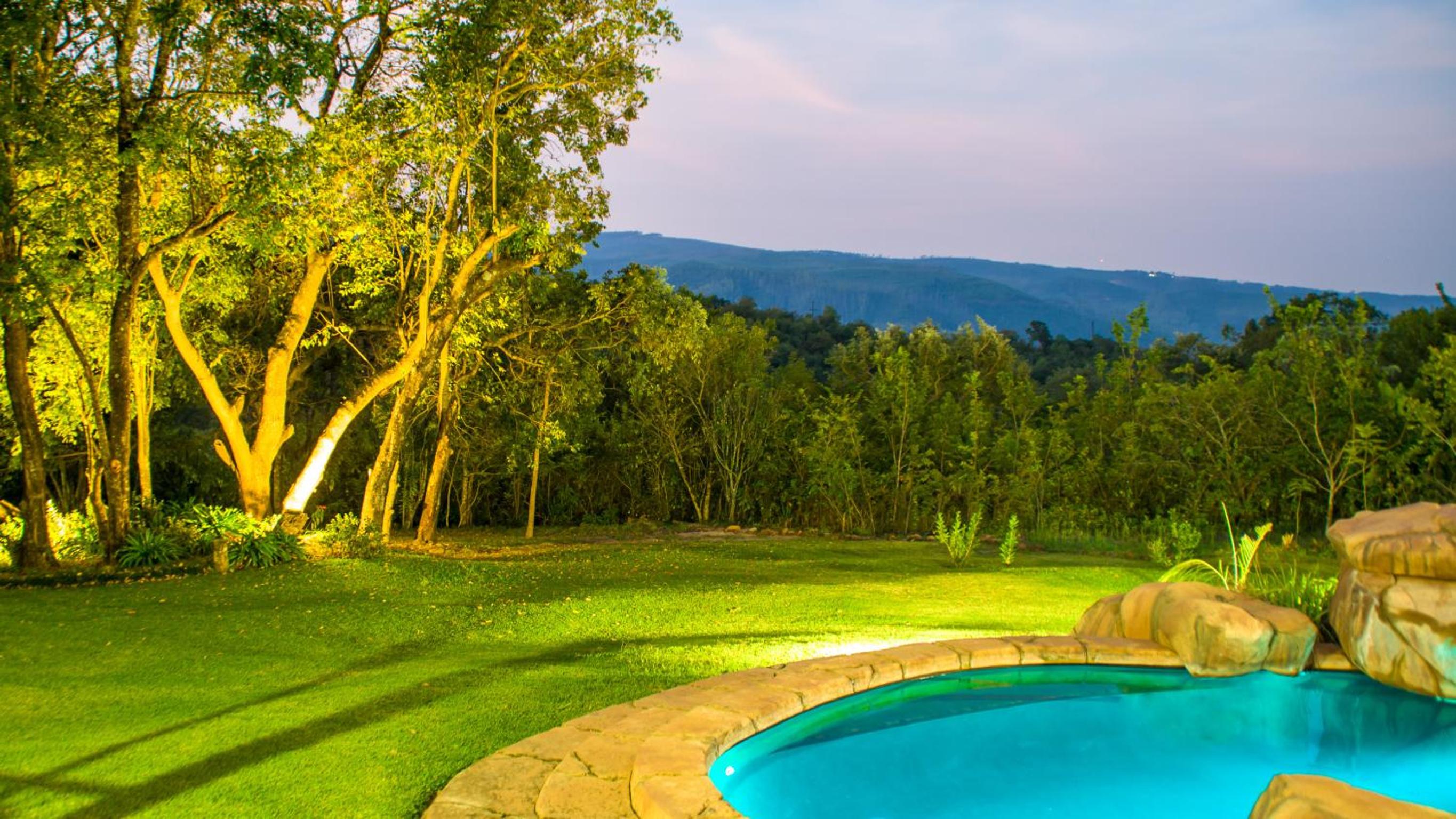 Cuckoo Ridge Country Retreat 18/20