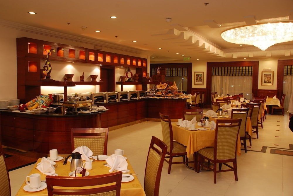 رويال الروضة(Al Rawda Royal Inn) 50/62