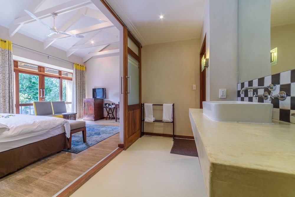 Casterbridge Hollow Boutique Hotel 23/52