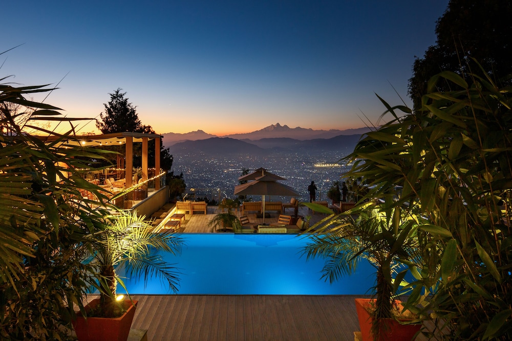 The Terraces Resort and Spa 63/69