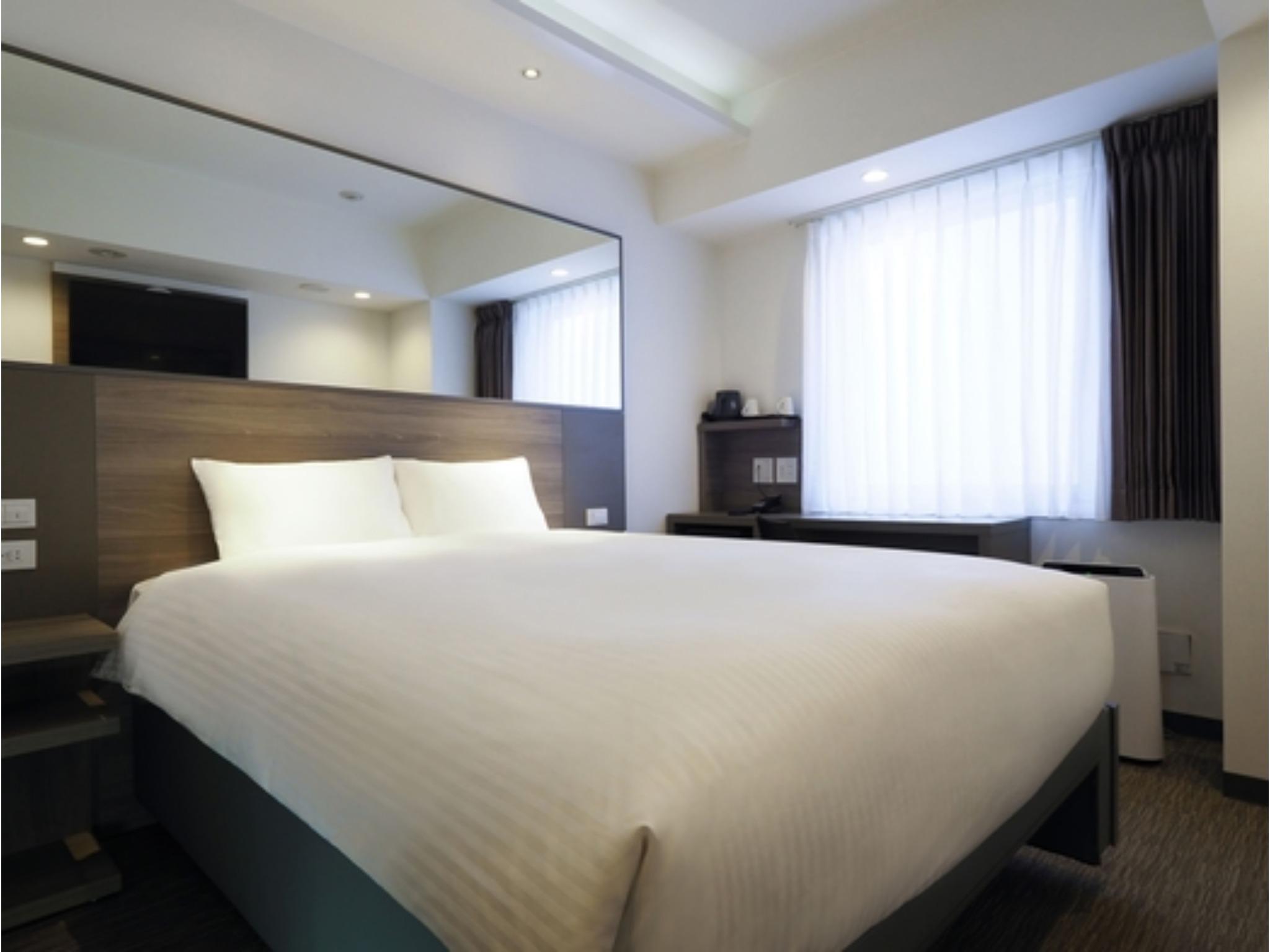 ROOM, DOUBLE BED, WITH VIEW