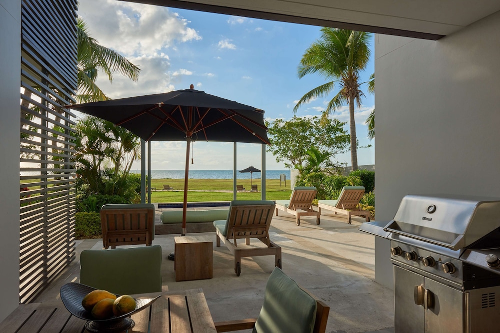 Hilton Fiji Beach Resort And Spa 54/82