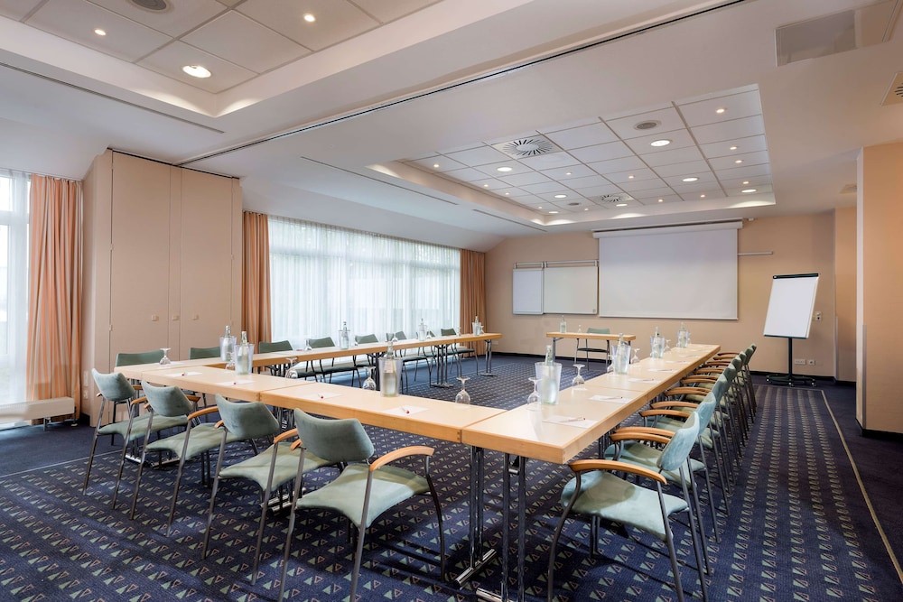 Ramada by Wyndham Hannover 39/43