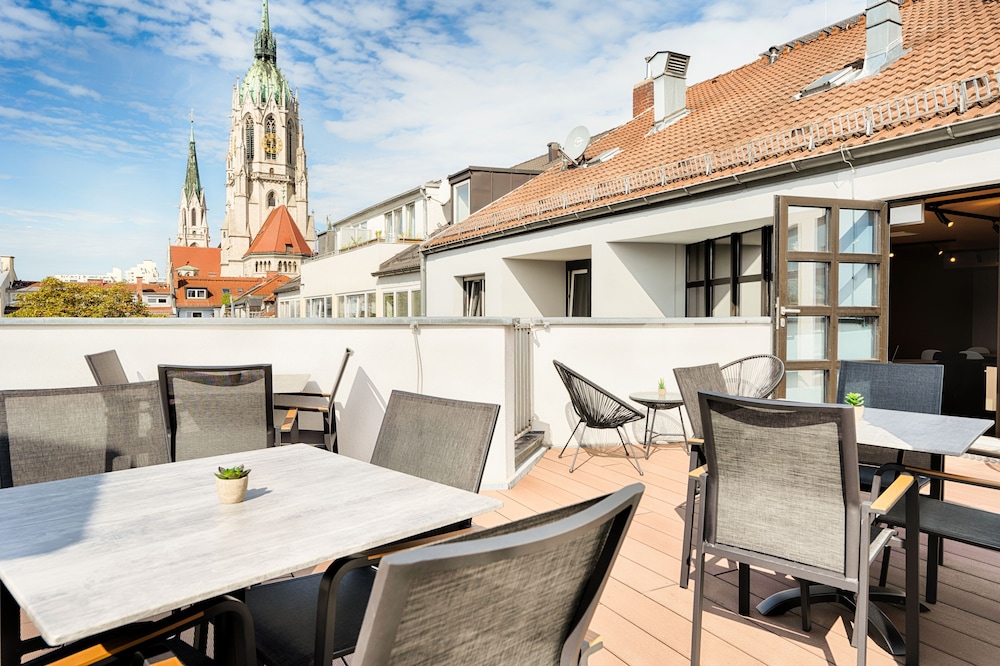 B&B HOTEL Munchen-Hbf 53/62