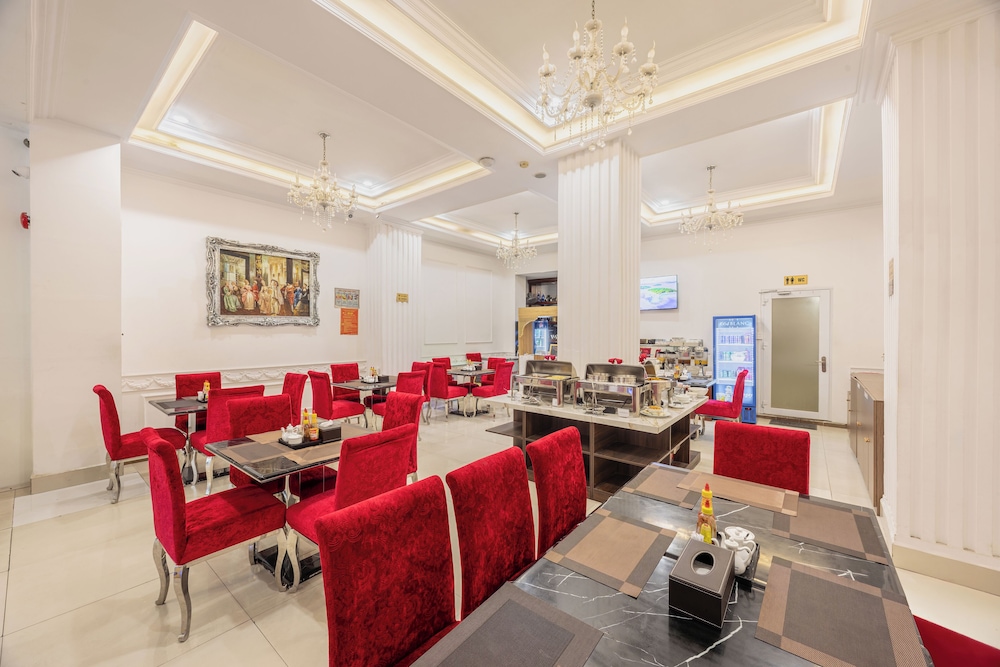 A25 Hotel - 255 Le Thanh Ton 40/51
