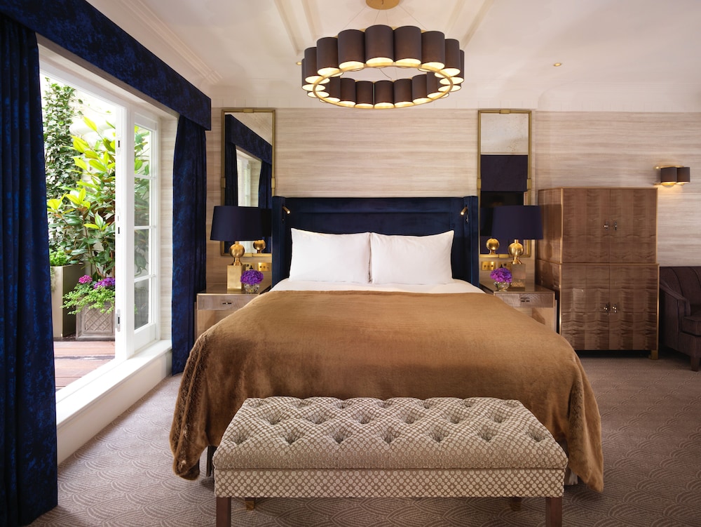 Flemings Hotel Mayfair 29/80